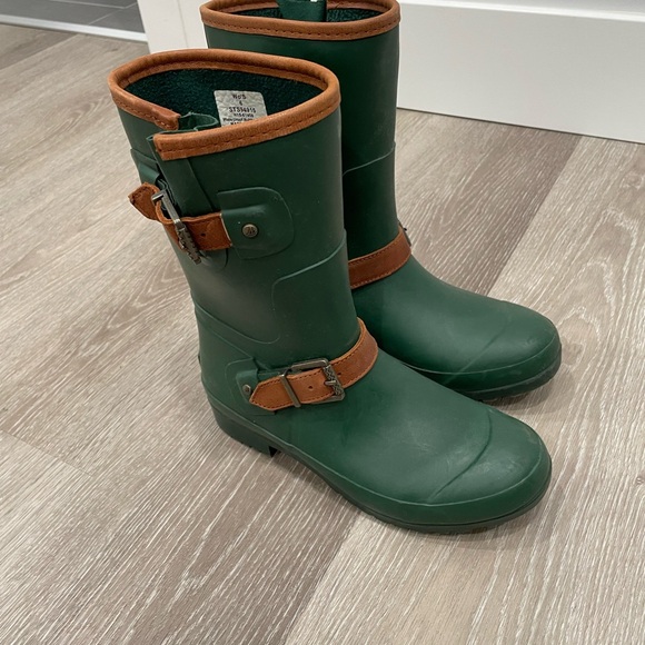 Women’s Sperry Rubber Boots - Picture 6 of 7